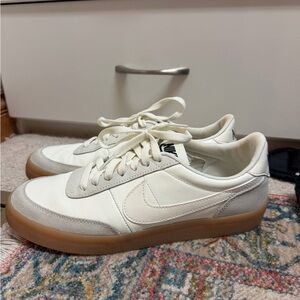 Nike Women's White and Gray Sneakers